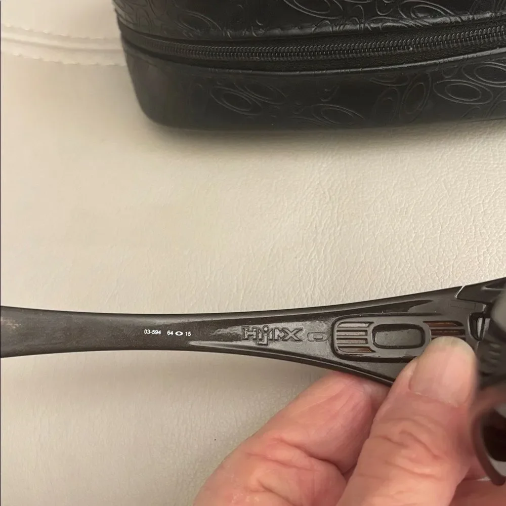 Oakley guc hijinx